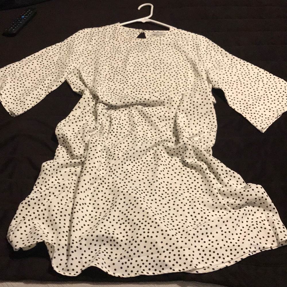 Maternity flutter sleeve dress